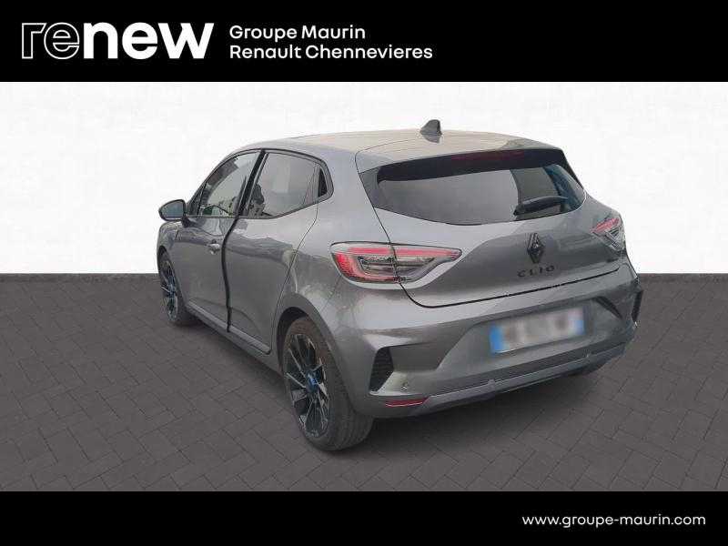 Photo 7 de l’annonce de RENAULT Clio d’occasion à vendre à CHENNEVIÈRES-SUR-MARNE
