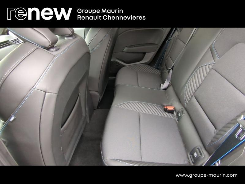 Photo 10 de l’annonce de RENAULT Clio d’occasion à vendre à CHENNEVIÈRES-SUR-MARNE