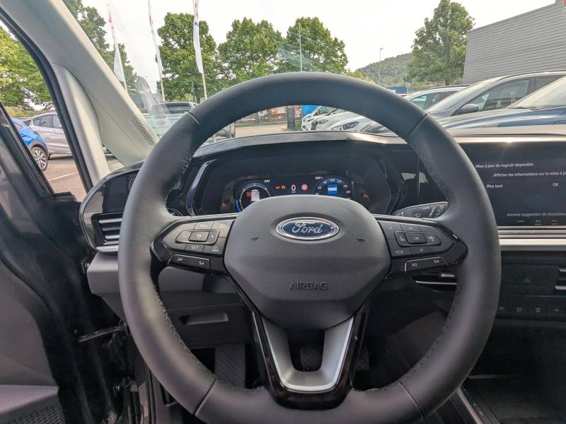 Photo 18 de l’annonce de FORD Grd Tourneo Connect d’occasion à vendre à DRAGUIGNAN