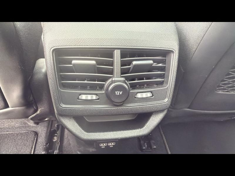Photo 14 de l’annonce de PEUGEOT 3008 d’occasion à vendre à ORANGE