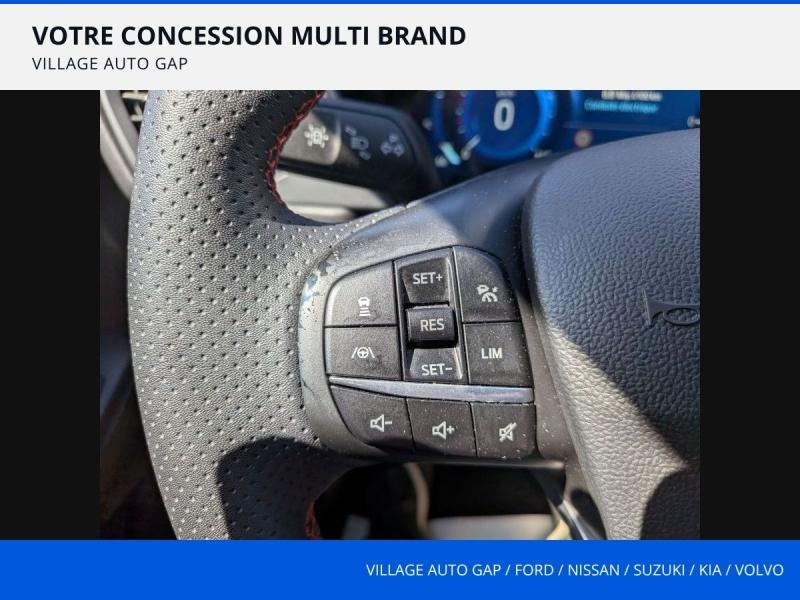 Photo 19 de l’annonce de FORD Kuga d’occasion à vendre à GAP