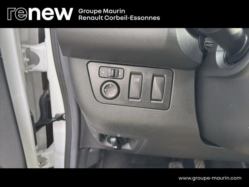 Photo 16 de l’annonce de DACIA Spring d’occasion à vendre à CORBEIL-ESSONNES