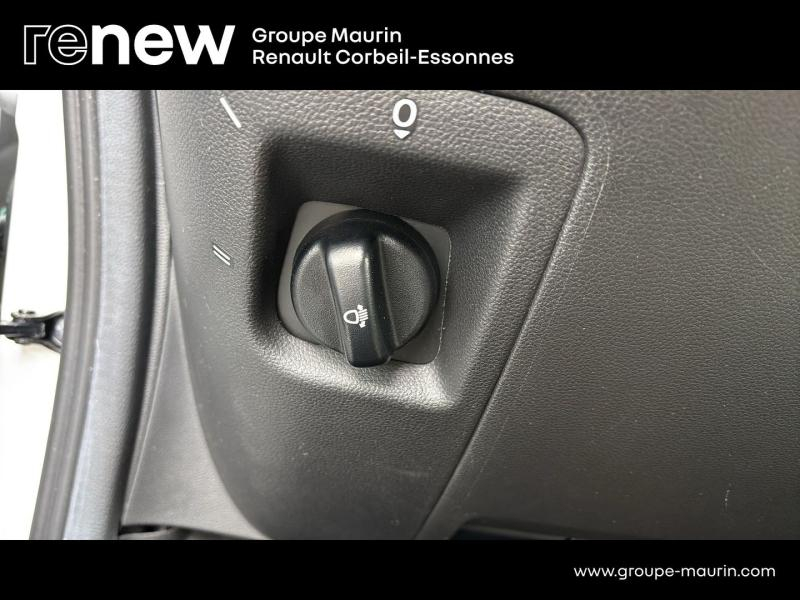 Photo 17 de l’annonce de DACIA Spring d’occasion à vendre à CORBEIL-ESSONNES