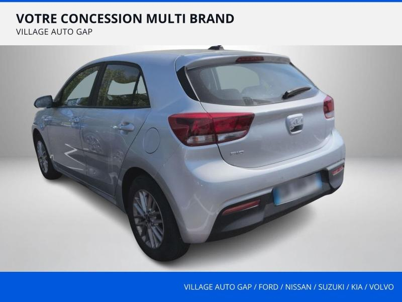 Photo 8 de l’annonce de KIA Rio d’occasion à vendre à GAP