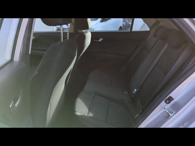 Photo 9 de l’annonce de KIA Rio d’occasion à vendre à GAP