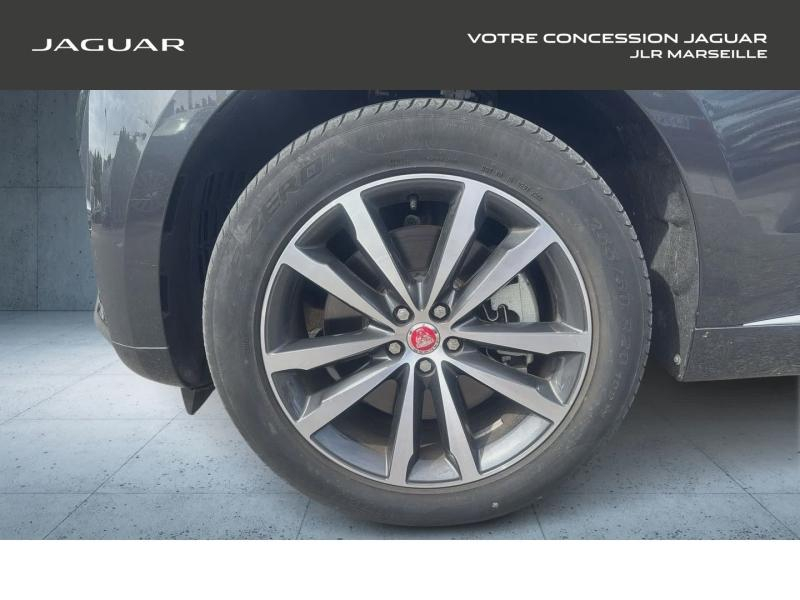 Photo 5 de l’annonce de JAGUAR F-Pace d’occasion à vendre à MARSEILLE