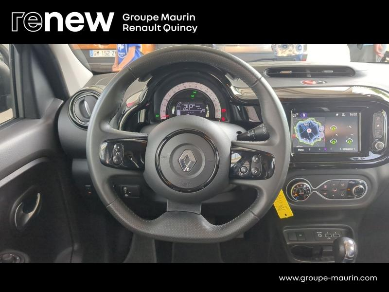 Photo 8 de l’annonce de RENAULT Twingo d’occasion à vendre à QUINCY-SOUS-SÉNART