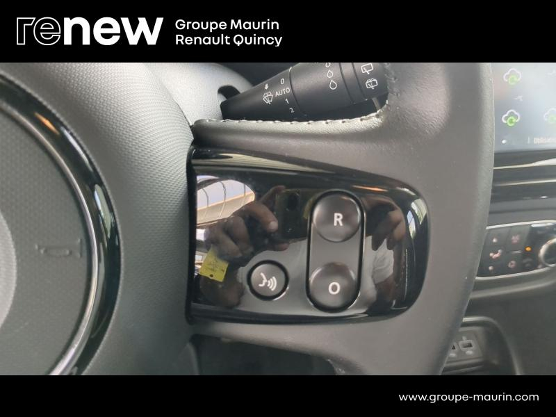 Photo 13 de l’annonce de RENAULT Twingo d’occasion à vendre à QUINCY-SOUS-SÉNART