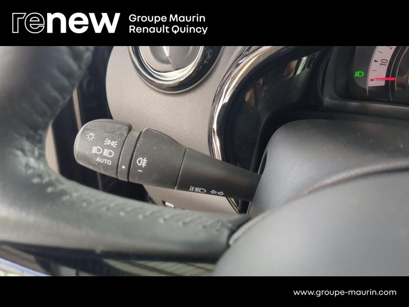 Photo 15 de l’annonce de RENAULT Twingo d’occasion à vendre à QUINCY-SOUS-SÉNART