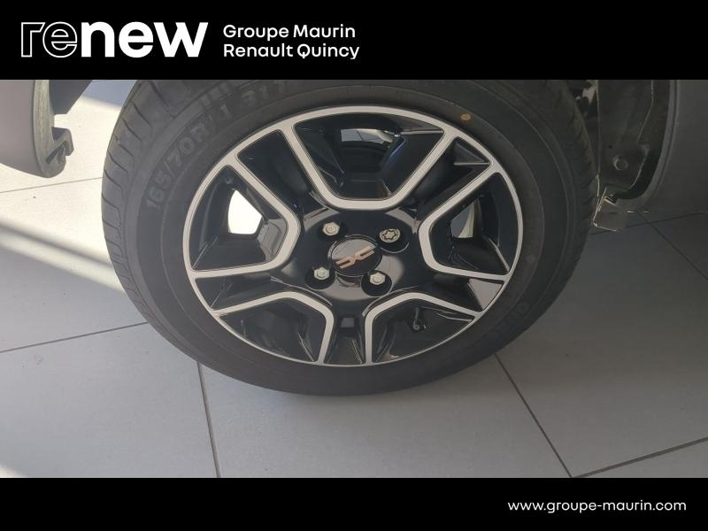 Photo 18 de l’annonce de DACIA Spring d’occasion à vendre à QUINCY-SOUS-SÉNART