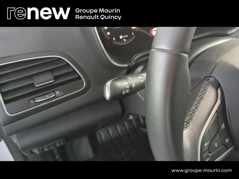 Photo 14 de l’annonce de RENAULT Megane d’occasion à vendre à QUINCY-SOUS-SÉNART