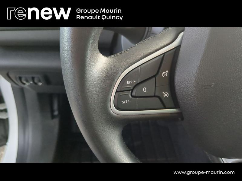 Photo 15 de l’annonce de RENAULT Megane d’occasion à vendre à QUINCY-SOUS-SÉNART