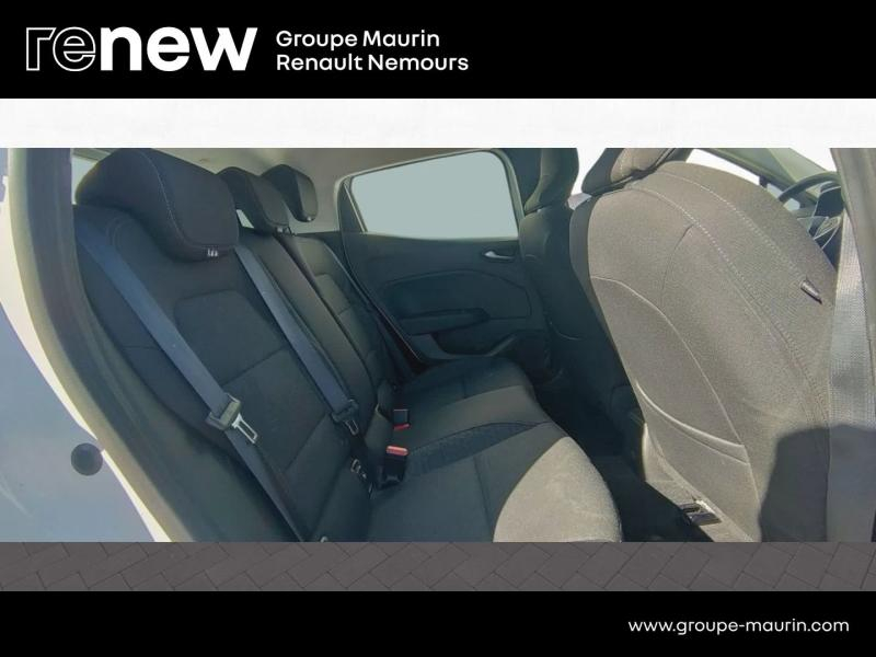Photo 13 de l’annonce de RENAULT Clio d’occasion à vendre à SAINT PIERRE LES NEMOURS