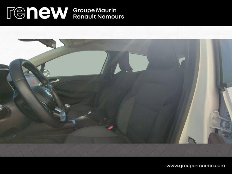 Photo 16 de l’annonce de RENAULT Clio d’occasion à vendre à SAINT PIERRE LES NEMOURS