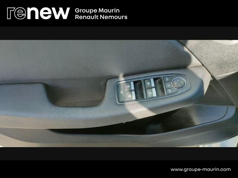 Photo 18 de l’annonce de RENAULT Clio d’occasion à vendre à SAINT PIERRE LES NEMOURS