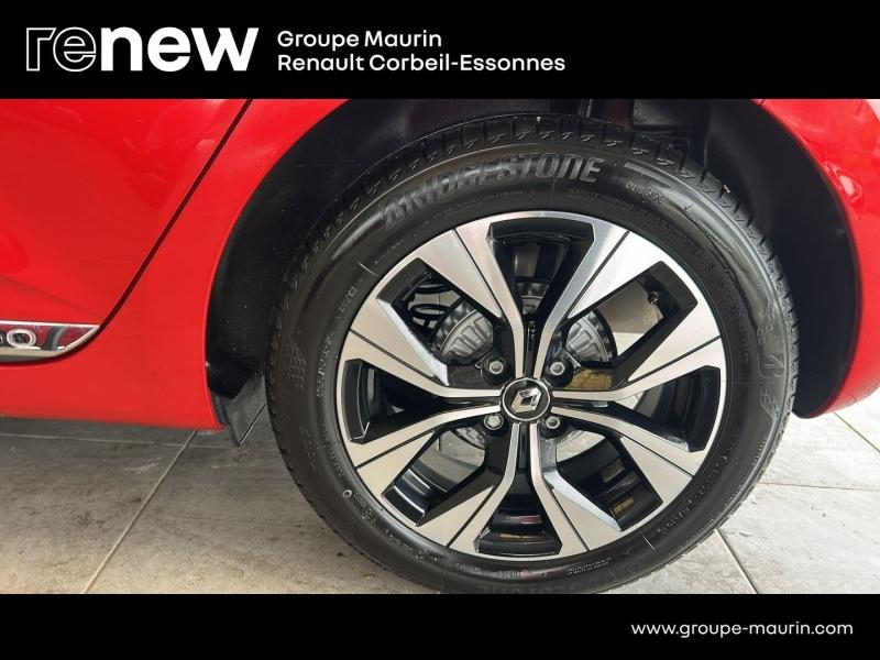 Photo 13 de l’annonce de RENAULT Clio d’occasion à vendre à CORBEIL-ESSONNES