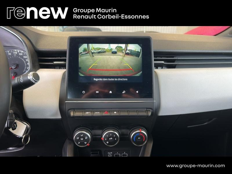 Photo 18 de l’annonce de RENAULT Clio d’occasion à vendre à CORBEIL-ESSONNES