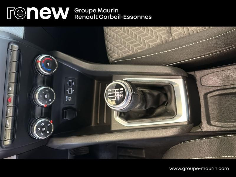 Photo 19 de l’annonce de RENAULT Clio d’occasion à vendre à CORBEIL-ESSONNES