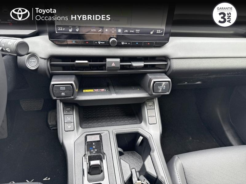 Photo 17 de l’annonce de TOYOTA RAV4 d’occasion à vendre à AUBIÈRE