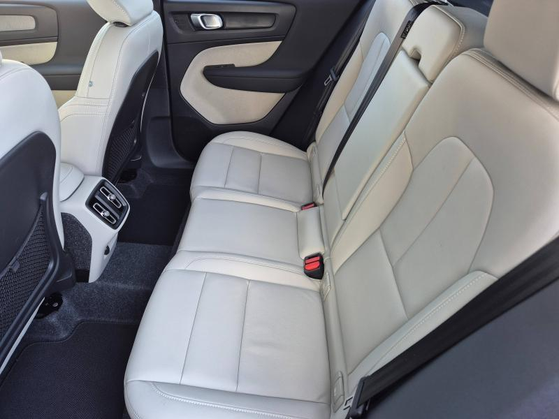 Photo 6 de l’annonce de VOLVO XC40 d’occasion à vendre à FRÉJUS