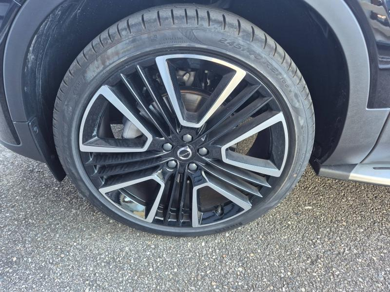 Photo 18 de l’annonce de VOLVO XC40 d’occasion à vendre à FRÉJUS