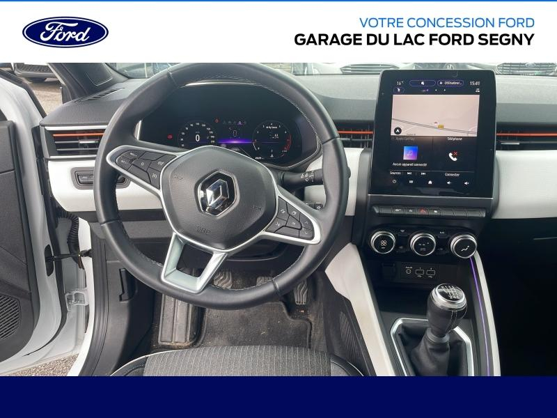 Photo 5 de l’annonce de RENAULT Clio d’occasion à vendre à PAYS DE GEX