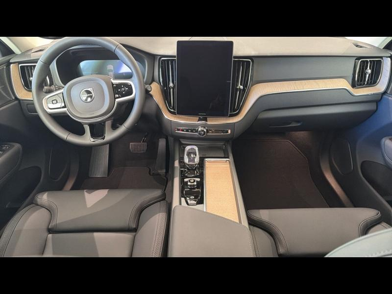 Photo 9 de l’annonce de VOLVO XC60 d’occasion à vendre à TOULON