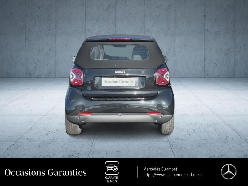 Photo 4 de l’annonce de SMART Fortwo Cabriolet d’occasion à vendre à AUBIÈRE