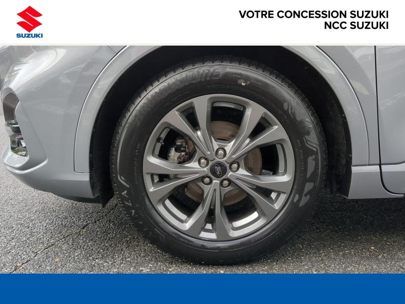 Photo 9 de l’annonce de FORD Kuga d’occasion à vendre à BELLERIVE-SUR-ALLIER
