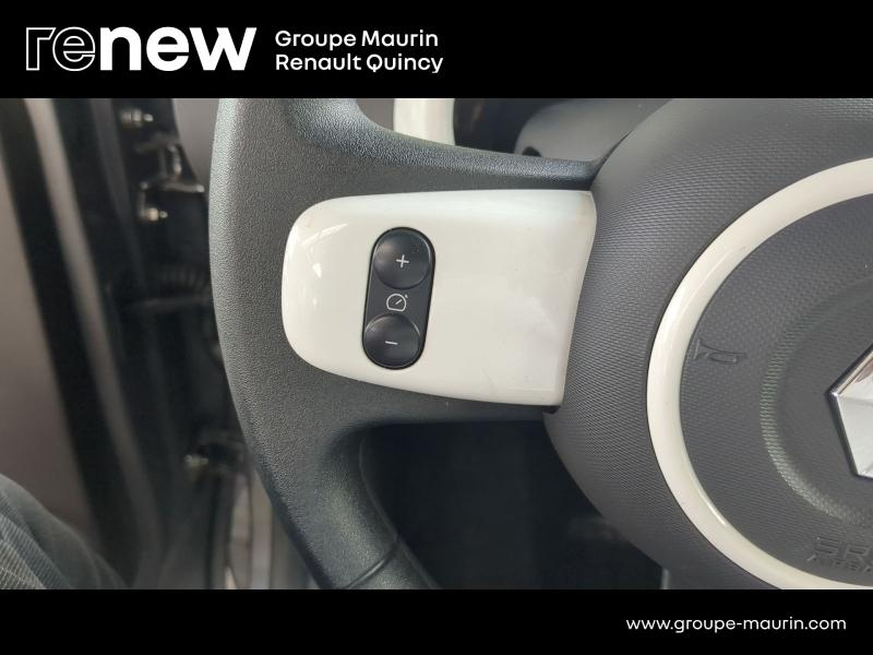 Photo 8 de l’annonce de RENAULT Twingo d’occasion à vendre à QUINCY-SOUS-SÉNART