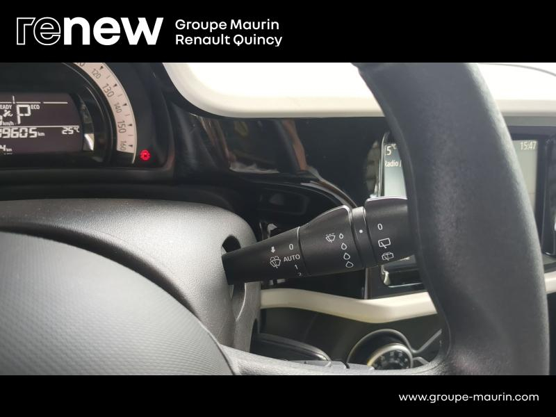 Photo 10 de l’annonce de RENAULT Twingo d’occasion à vendre à QUINCY-SOUS-SÉNART