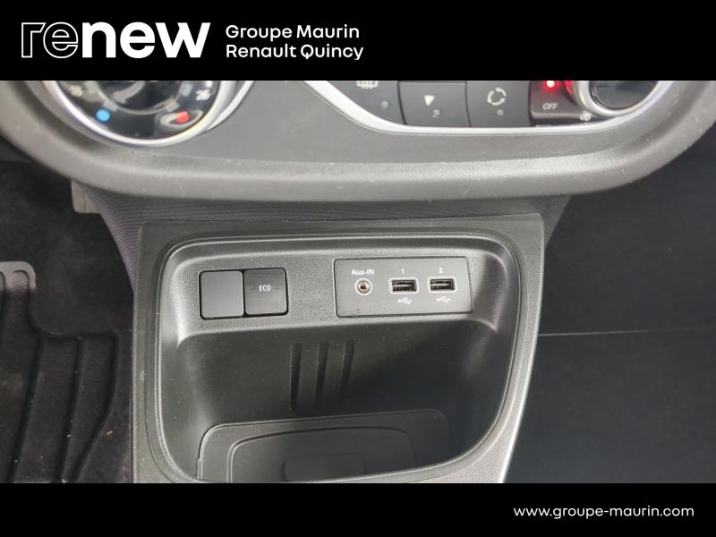 Photo 14 de l’annonce de RENAULT Twingo d’occasion à vendre à QUINCY-SOUS-SÉNART