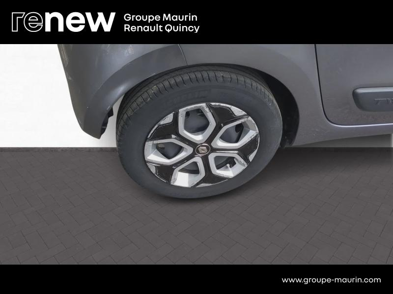 Photo 20 de l’annonce de RENAULT Twingo d’occasion à vendre à QUINCY-SOUS-SÉNART