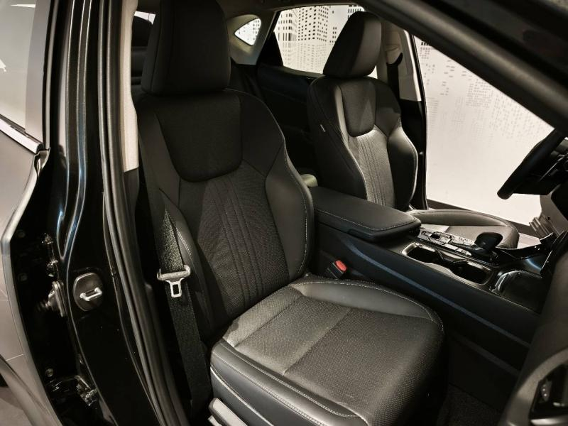Photo 14 de l’annonce de LEXUS NX d’occasion à vendre à LATTES