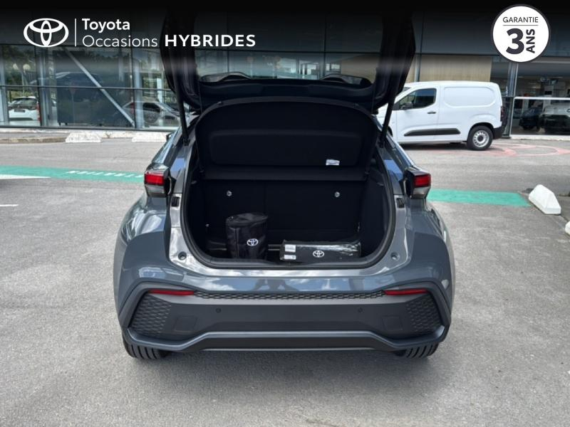 Photo 10 de l’annonce de TOYOTA C-HR d’occasion à vendre à NÎMES