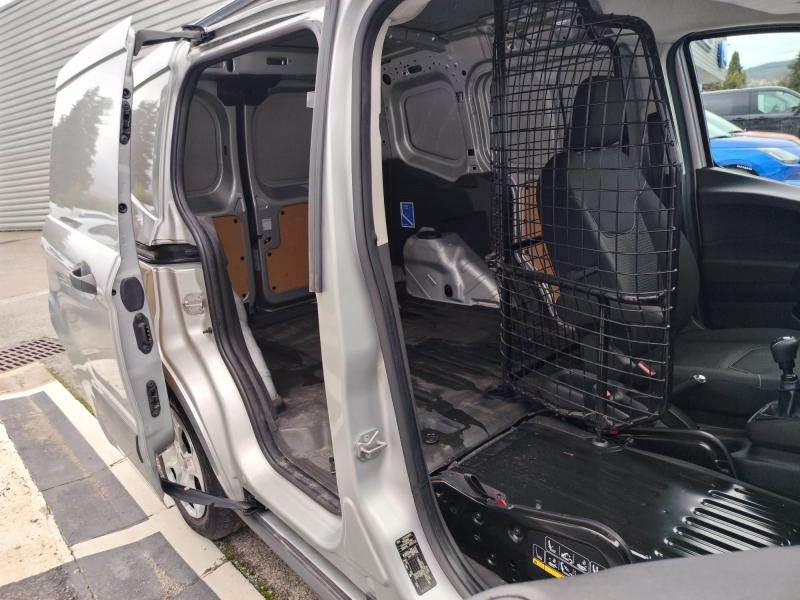 Photo 10 de l’annonce de FORD Transit Courier VUL d’occasion à vendre à DRAGUIGNAN