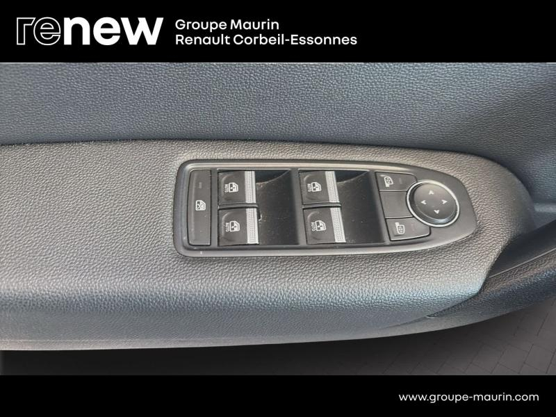 Photo 20 de l’annonce de RENAULT Captur d’occasion à vendre à CORBEIL-ESSONNES
