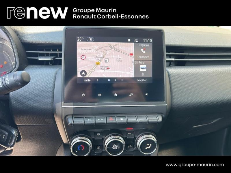 Photo 13 de l’annonce de RENAULT Clio d’occasion à vendre à CORBEIL-ESSONNES