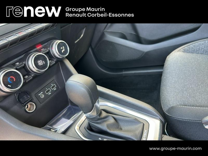 Photo 14 de l’annonce de RENAULT Clio d’occasion à vendre à CORBEIL-ESSONNES