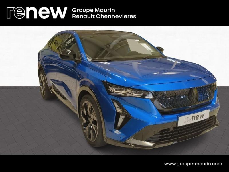 Photo 3 de l’annonce de RENAULT  d’occasion à vendre à CHENNEVIÈRES-SUR-MARNE