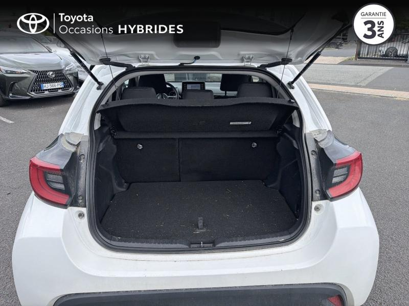 Photo 10 de l’annonce de TOYOTA Yaris d’occasion à vendre à AUBIÈRE