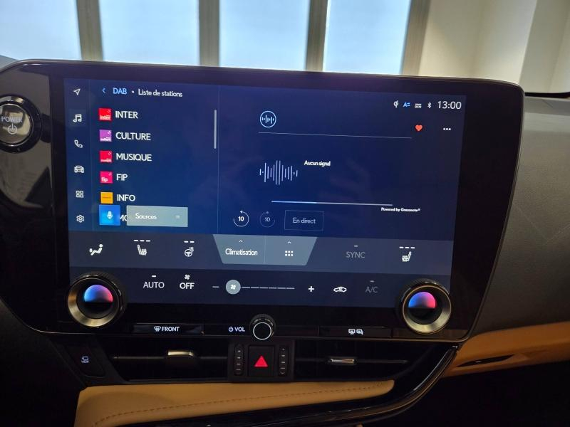 Photo 7 de l’annonce de LEXUS NX d’occasion à vendre à AUBIÈRE