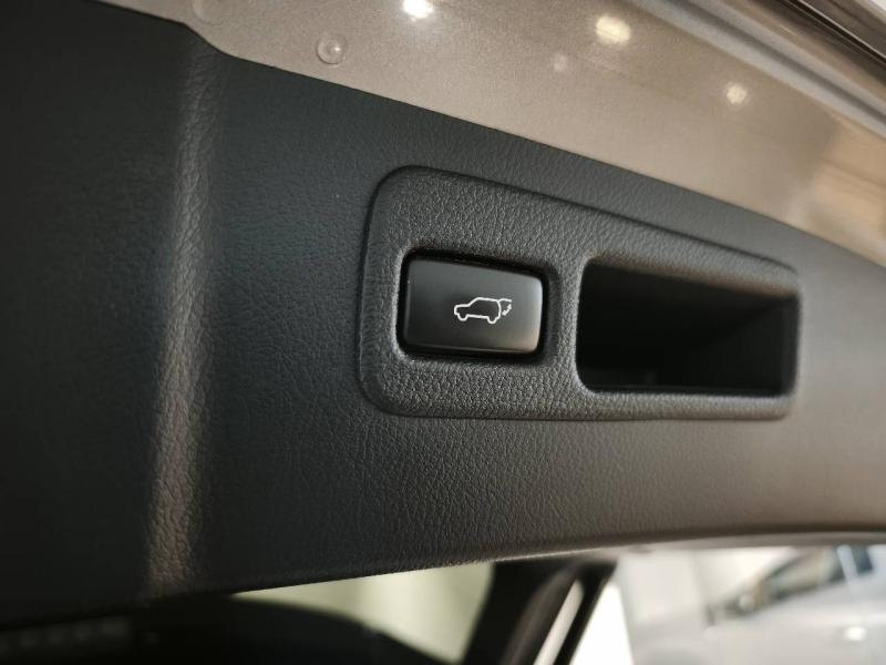 Photo 8 de l’annonce de LEXUS NX d’occasion à vendre à LATTES