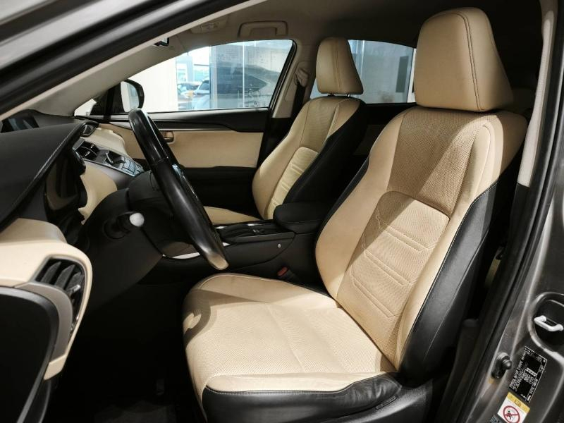 Photo 12 de l’annonce de LEXUS NX d’occasion à vendre à LATTES