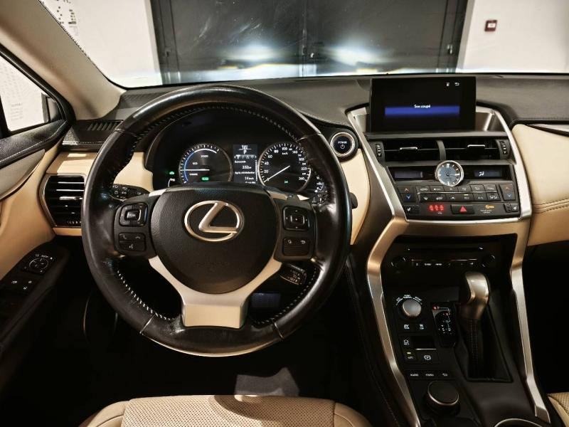 Photo 15 de l’annonce de LEXUS NX d’occasion à vendre à LATTES