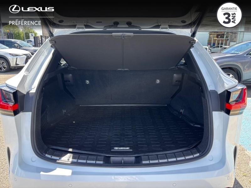 Photo 15 de l’annonce de LEXUS NX d’occasion à vendre à MONTFAVET