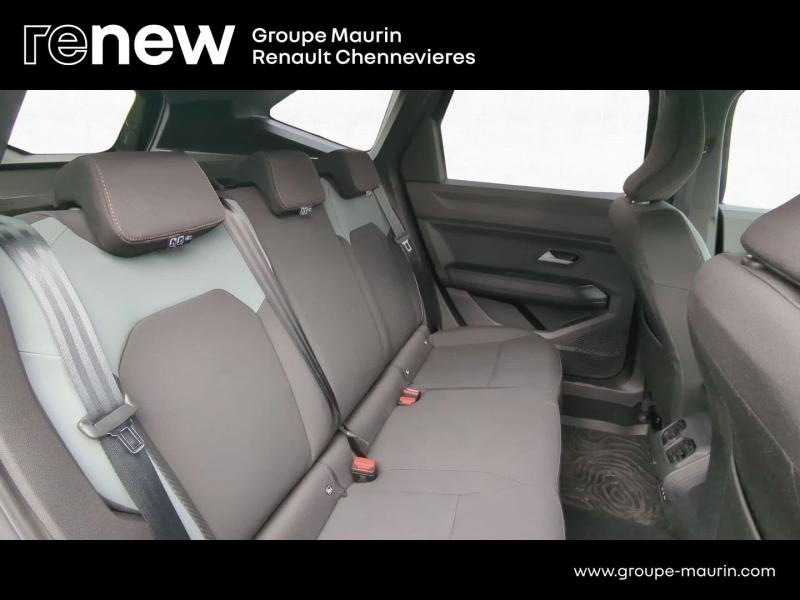 Photo 12 de l’annonce de DACIA  d’occasion à vendre à CHENNEVIÈRES-SUR-MARNE