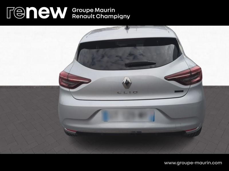 Photo 6 de l’annonce de RENAULT Clio d’occasion à vendre à CHAMPIGNY-SUR-MARNE