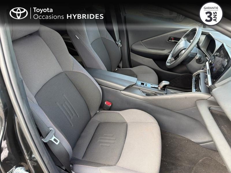Photo 6 de l’annonce de TOYOTA C-HR d’occasion à vendre à AUBIÈRE