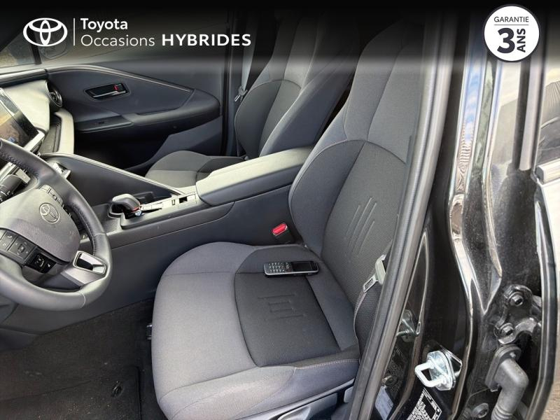 Photo 11 de l’annonce de TOYOTA C-HR d’occasion à vendre à AUBIÈRE
